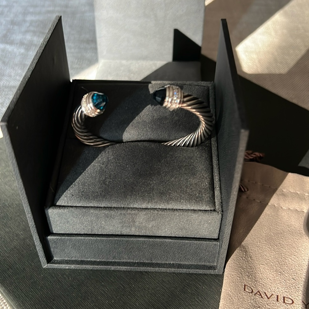 David Yurman cable bracelet. UNIQUE!!!